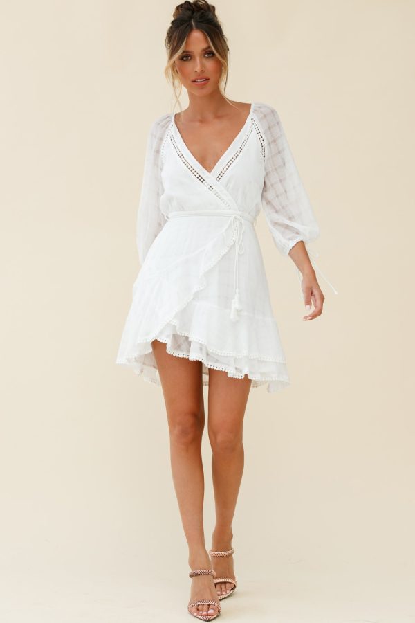 Wilde Balloon Sleeve Crochet Trim Dress White Online now