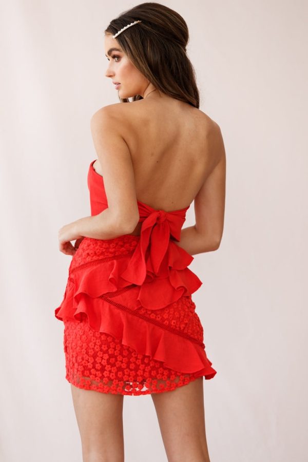 Aramis Strapless Lace & Ruffle Detail Dress Red For Sale